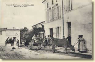 AE001
